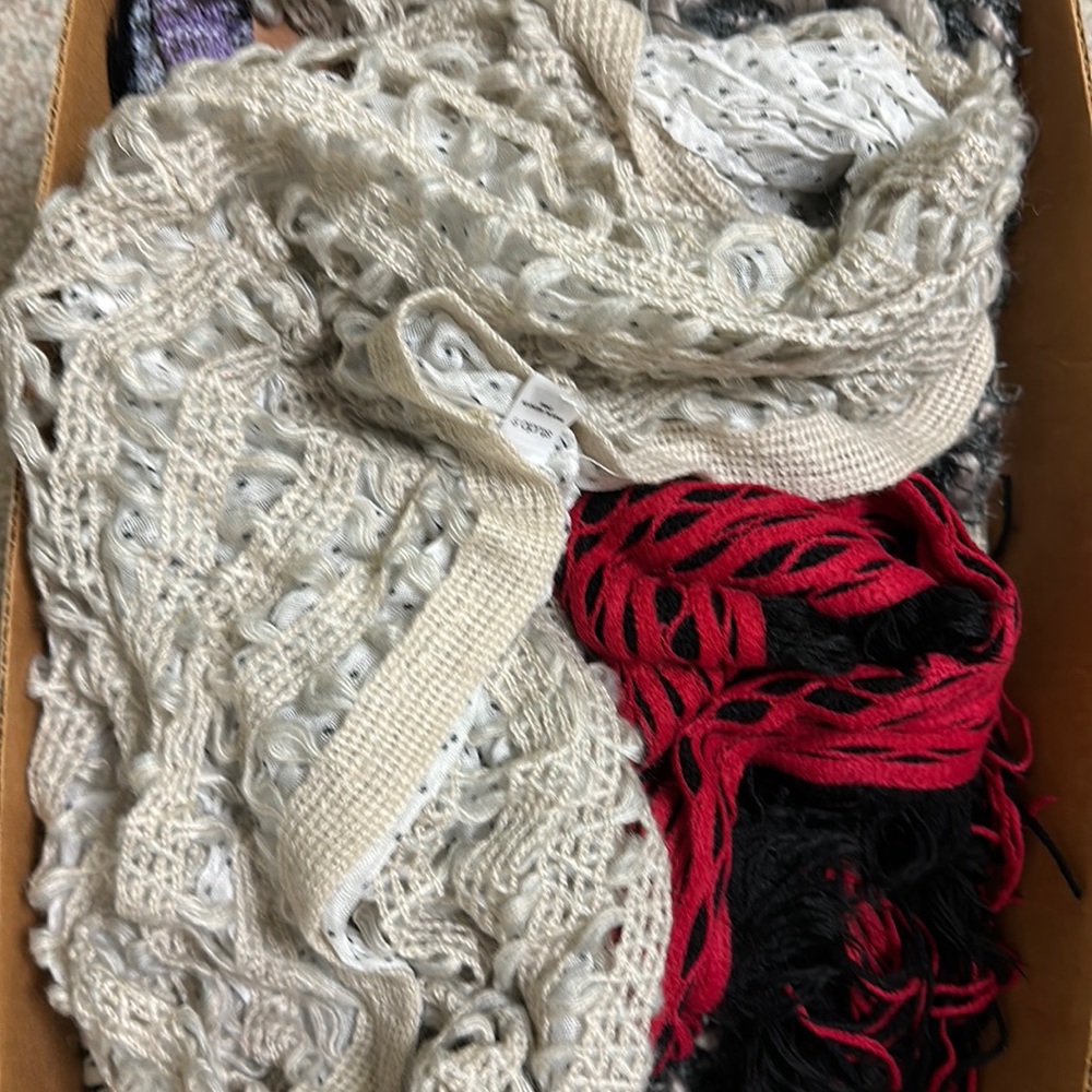 5lb mixed scarf mixed brand